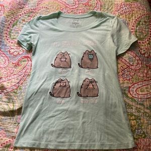 Pusheen T shirt